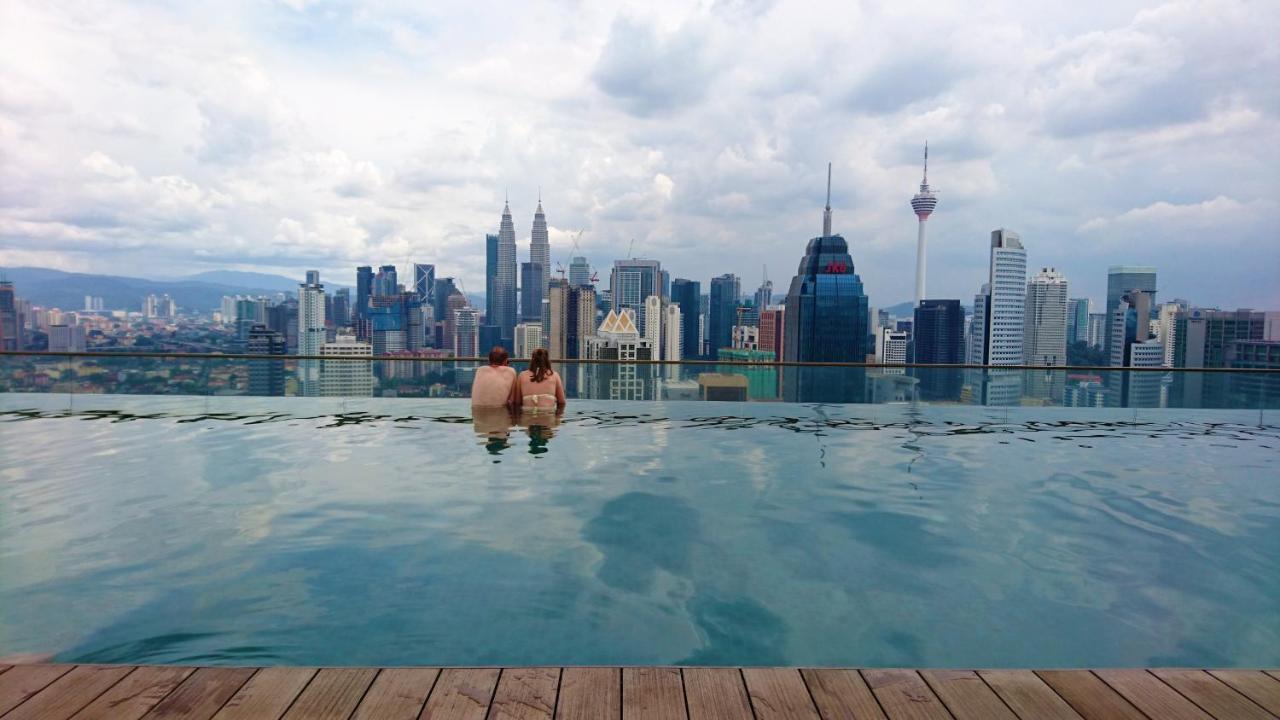 Regalia Suites Infinity Pool Kuala Lumpur Exterior photo