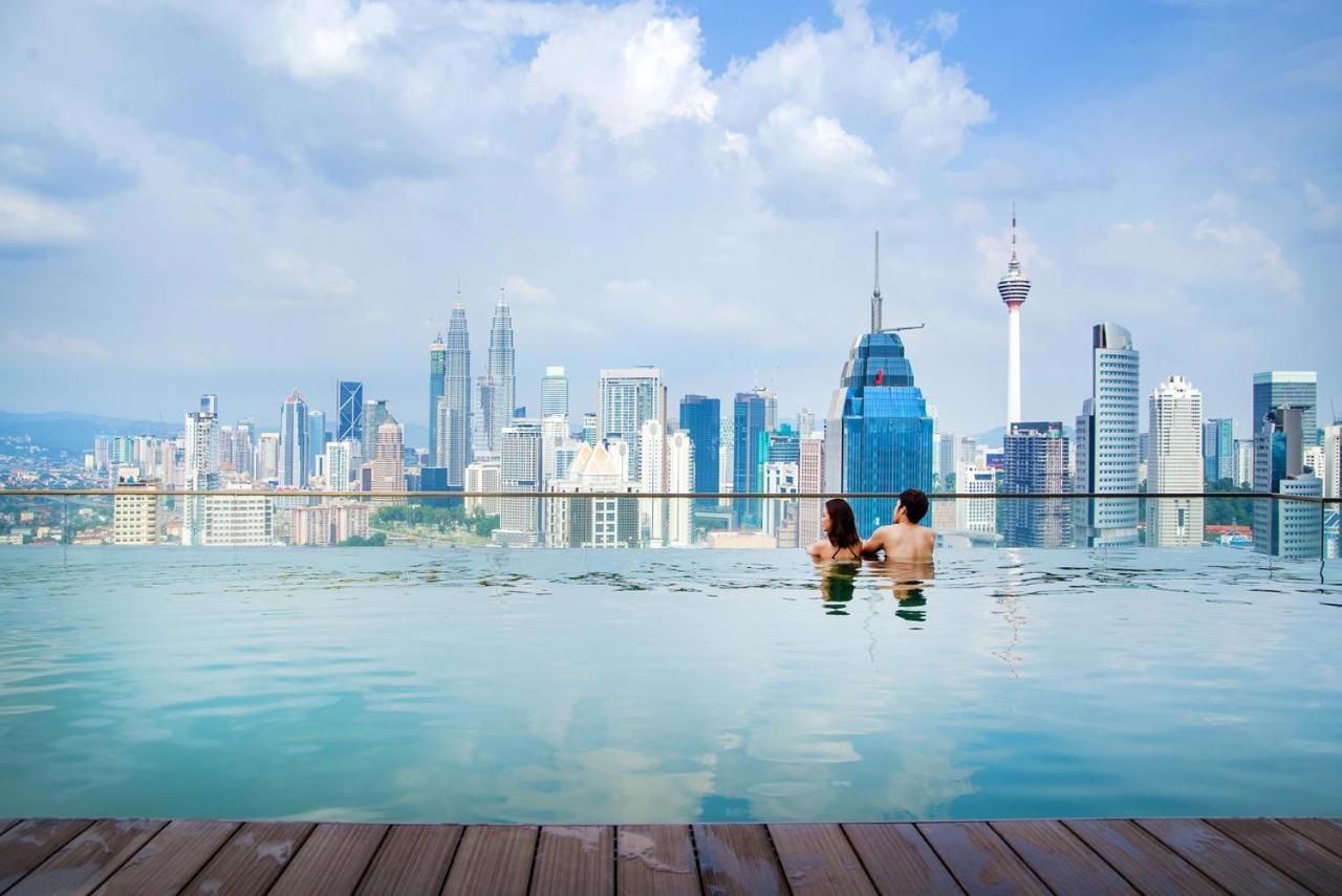 Regalia Suites Infinity Pool Kuala Lumpur Exterior photo